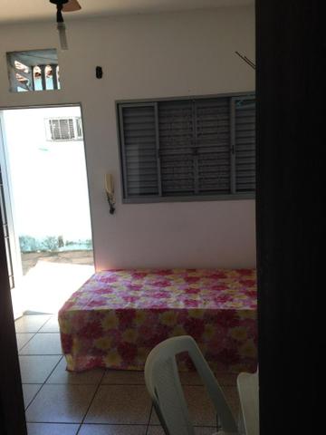 Suite mobiliada no jardim Europa, próximo da UNIC - Foto 2