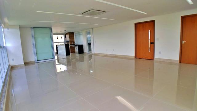 Apartamento 3 Suítes, 216 m², 1 por andar na 404 Sul - Urban Soberano