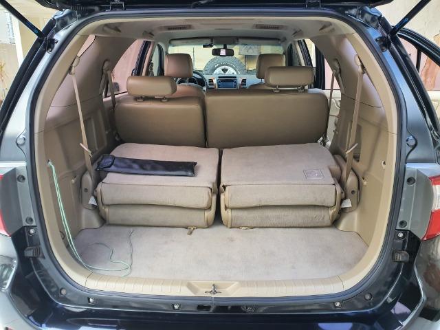 Toyota Hilux SW4 - 4x4 - 7 Lugares - Diesel - Aceita troca - Foto 13