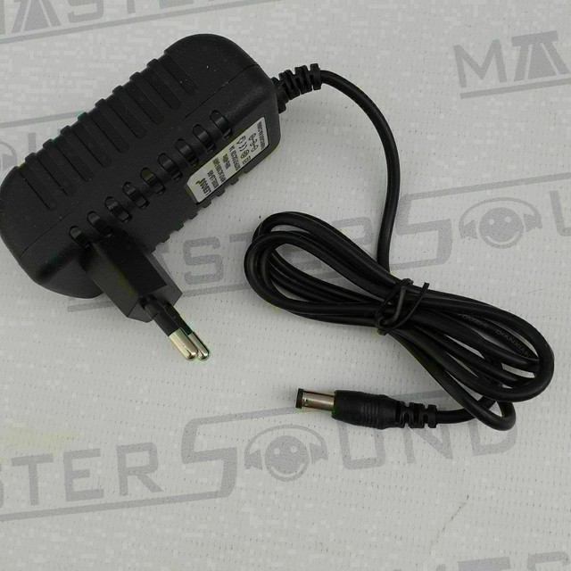 Fonte de alimentação. 12 volts. 3A. Nova.