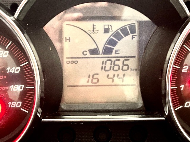 VENDO SCOOTER DOWNTOWN 300I 19/20 ZERADA