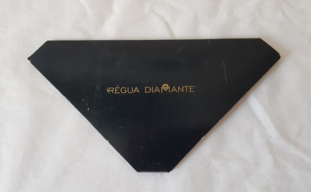 Kit sobrancelhas: Régua Diamante Design De Sobrancelhas Microblanding + Brinde