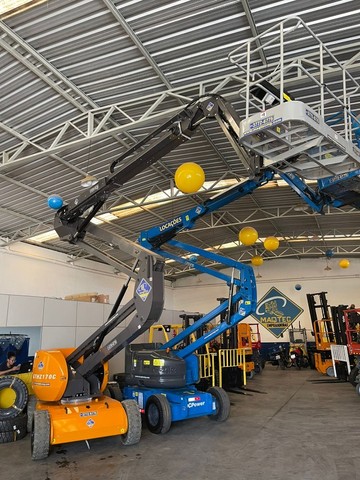  Locação De Plataforma Elevatória Articulada 15 M, 17 M - Foto 3