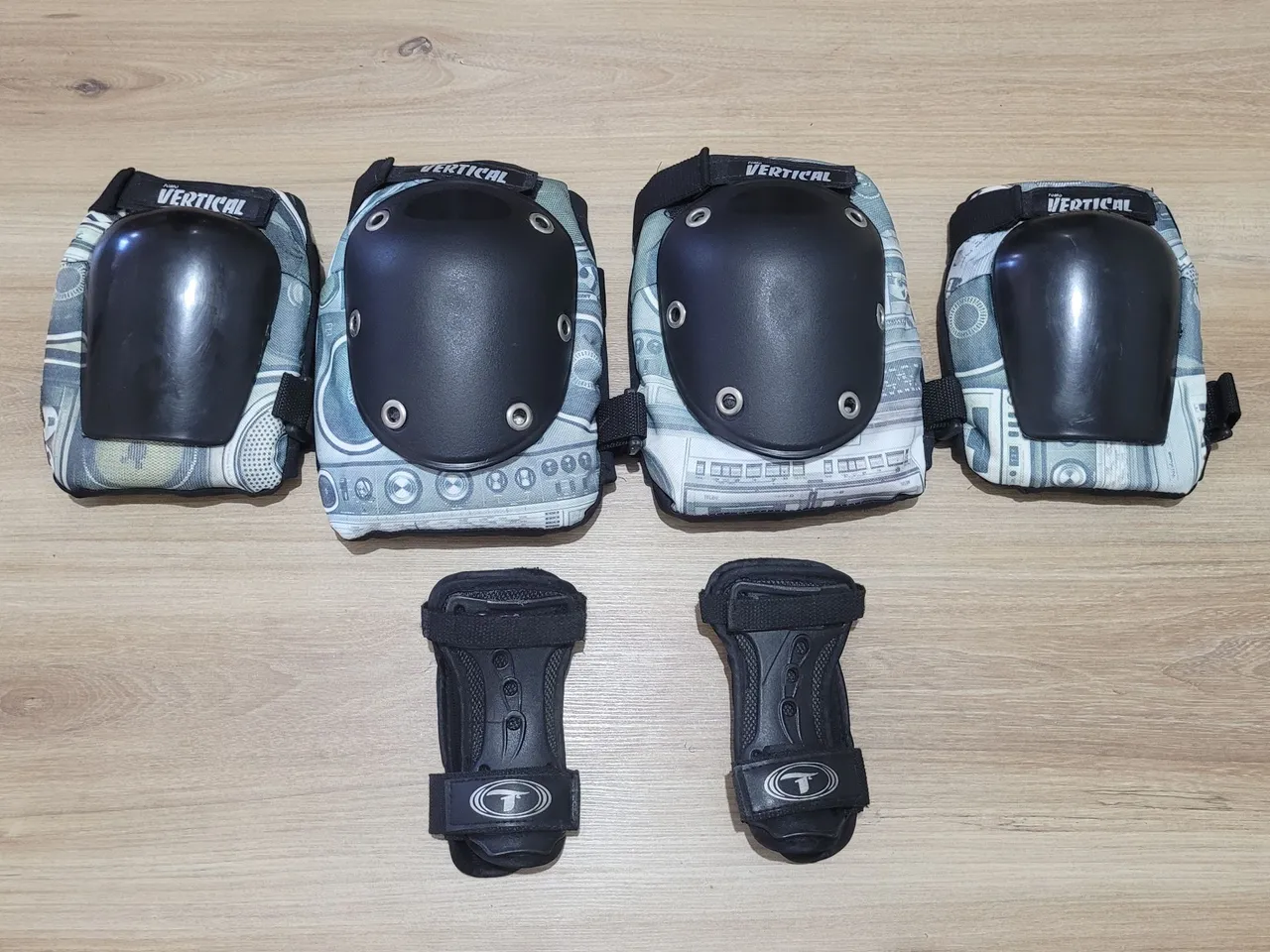 Kit proteção patins/skate Vertical PRO tamanho P