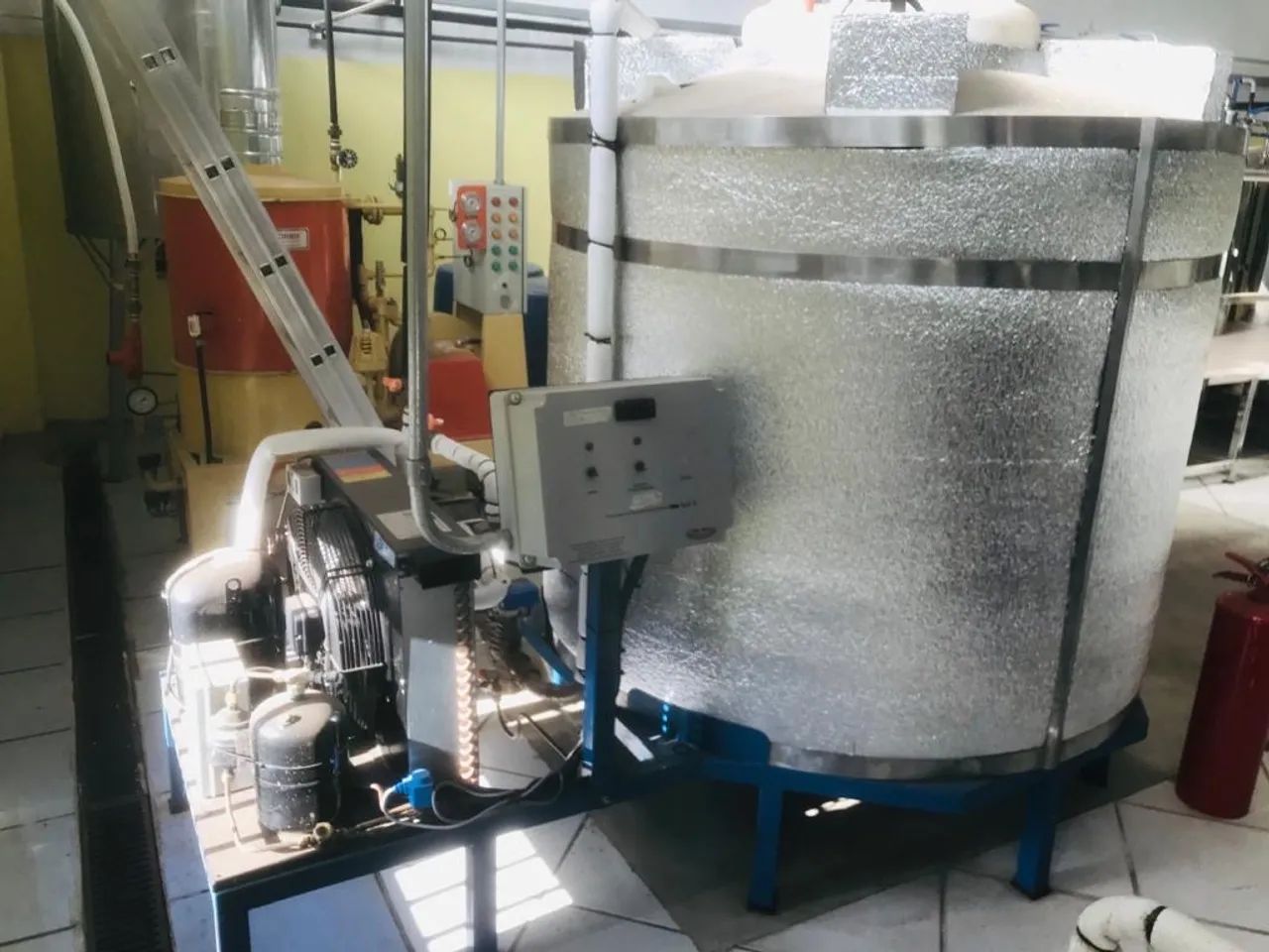 Vendo fábrica de cerveja artesanal completa - Foto 5