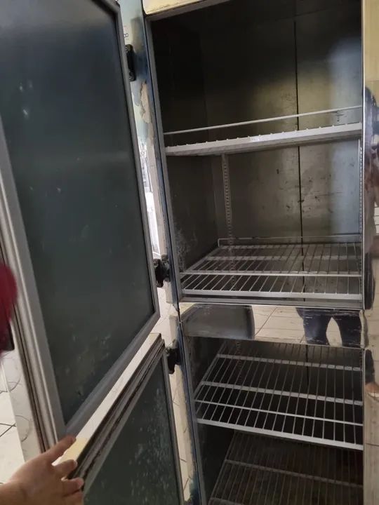 REFRIGERADOR GELOPAR 6 PORTAS - Foto 3