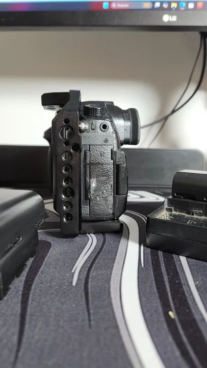 Câmera Mirrorless Panasonic Lumix GH5 (Grava 4k60p) - Foto 5