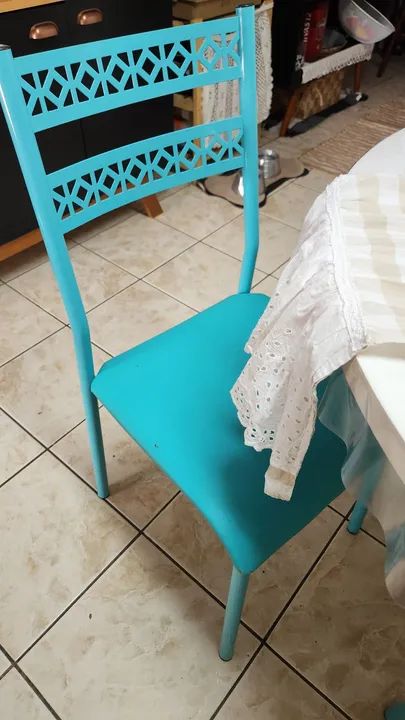 MESA e 4 cadeiras no estilo RÚSTICO/FARMHOUSE  - Foto 4
