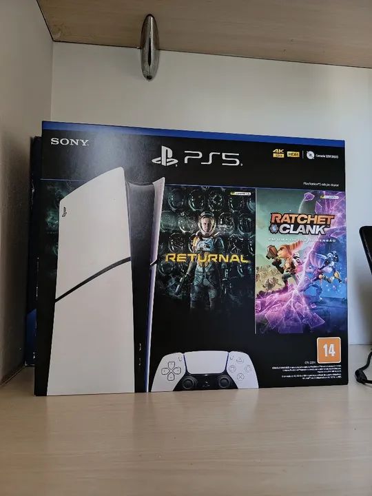 PS5 Slim Bundle com 2 jogos - Playhouse  - Foto 2