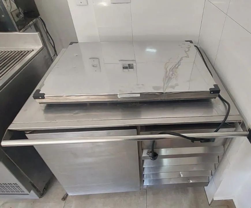 Bancada Refrigerada condimentadora Inox 2 Portas  - Foto 3