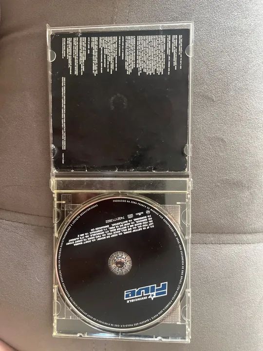 CD Invincible - FIVE - Foto 2