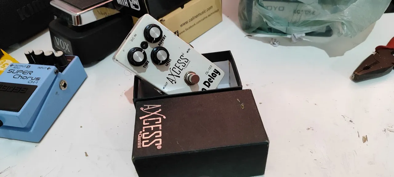 Delay analógico axcess