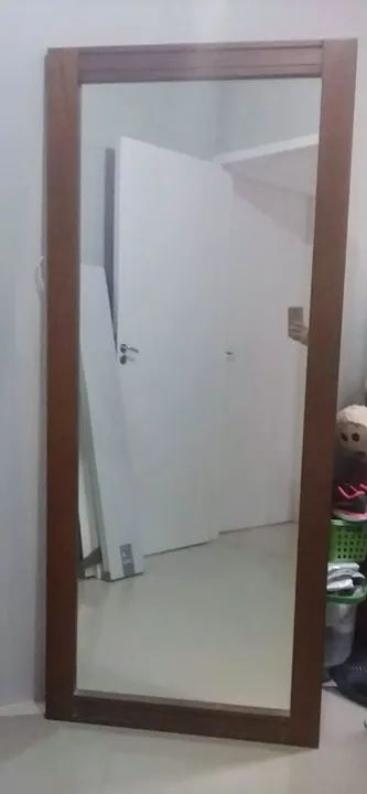 Espelho com moldura da lar shopping 