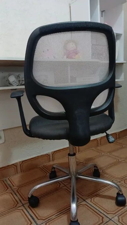 Cadeira para escritório giratória  - Foto 3