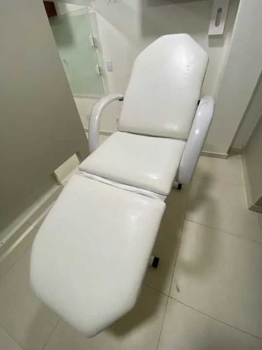 Maca para estetica  Ramsor com regulagem de altura, dorso e pernas 