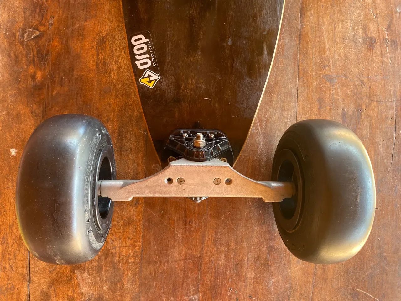 Skate Longboard  Drop Carve  Item de coleção. Iradíssimo! - Foto 5