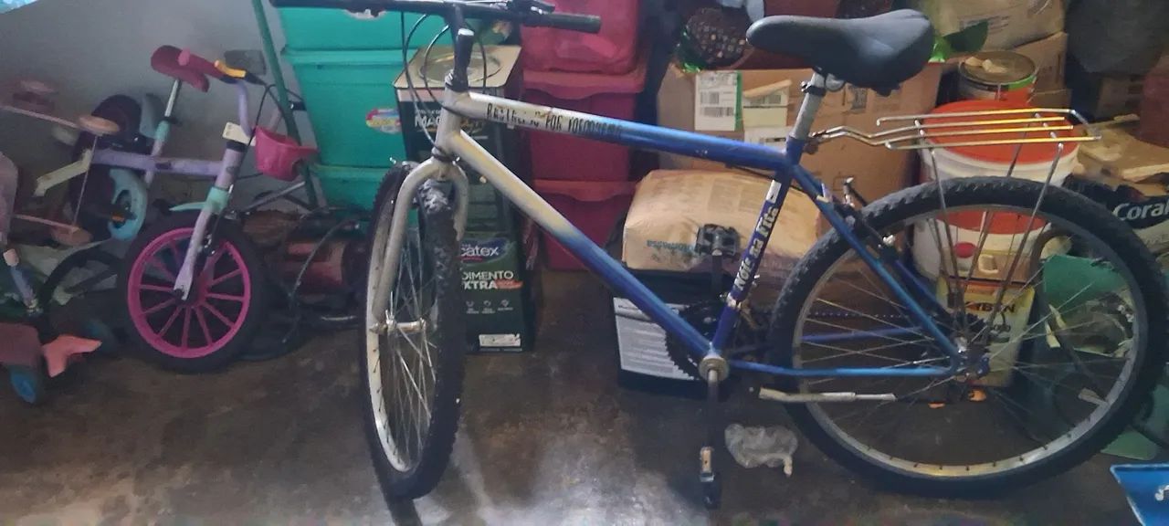 Bicicleta Mountain Bike