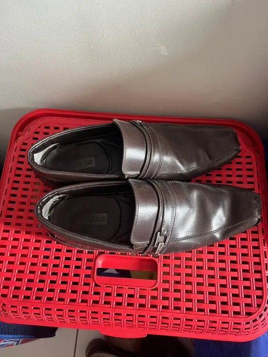 Sapatos sociais marrom - tamanho 41 - Foto 3