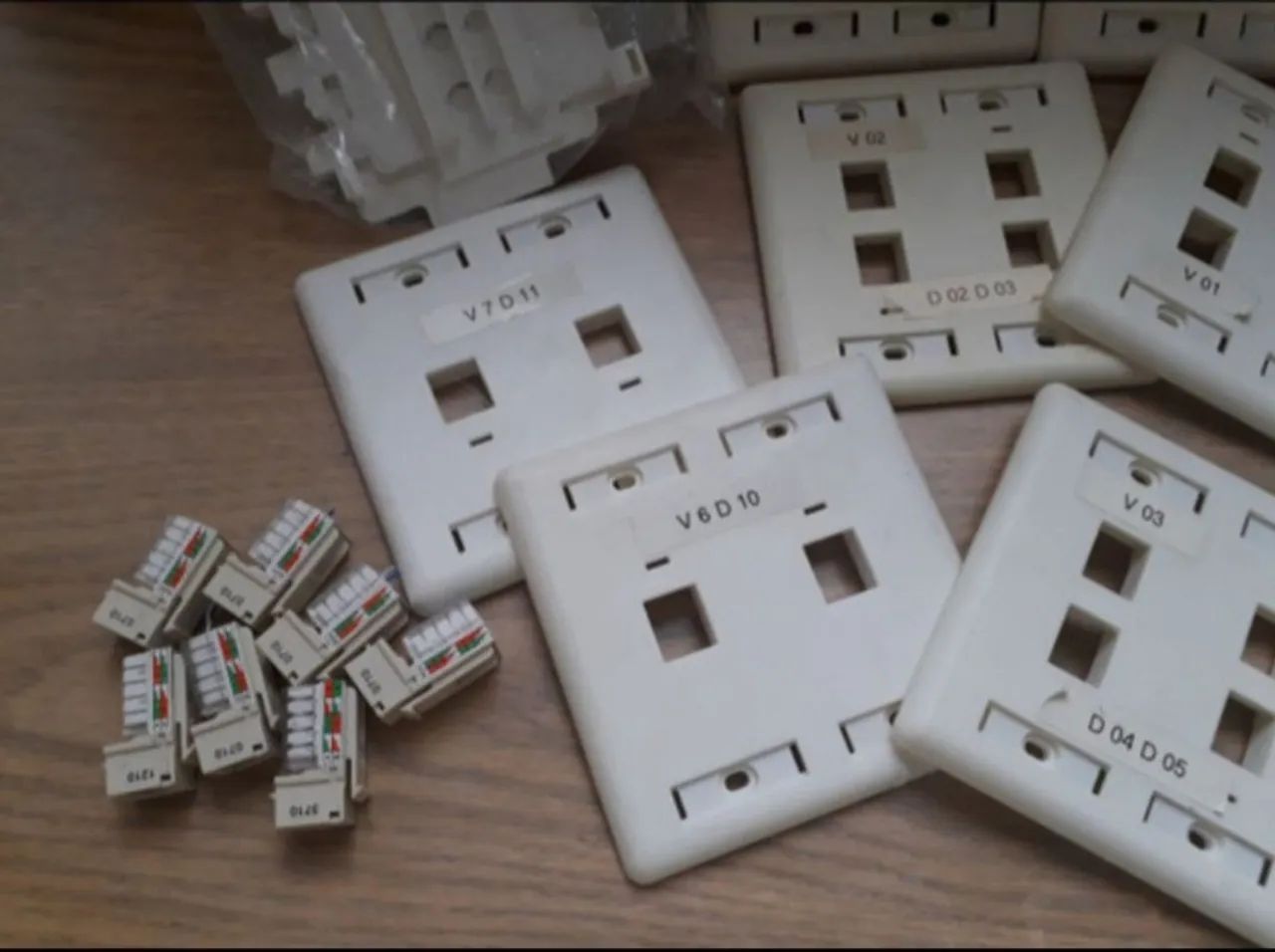 Espelhos 4x4 com Conectores RJ45 (LOTE) - Foto 4