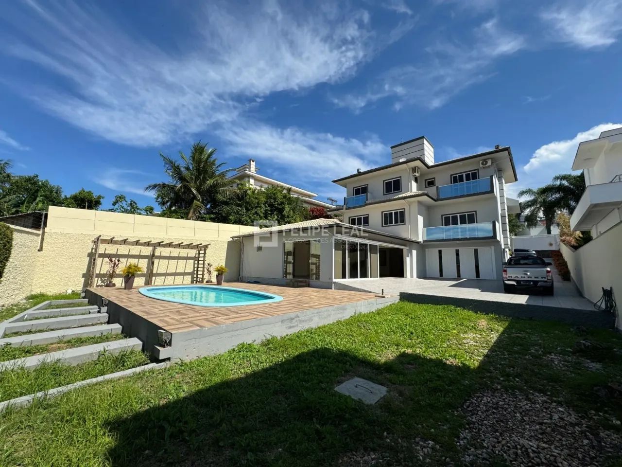 Casa no Condominio Bosque das Mansões - São José