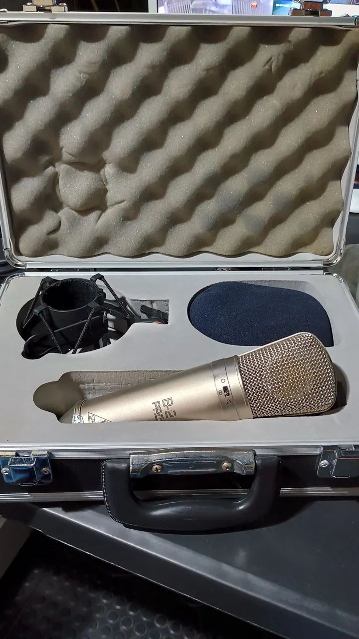 Microfone Behringer B2-Pro