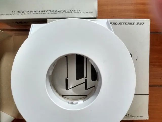 3 MAGAZINES NOVOS CIRCULARES PARA PROJETOR I E C P 37 - Foto 6