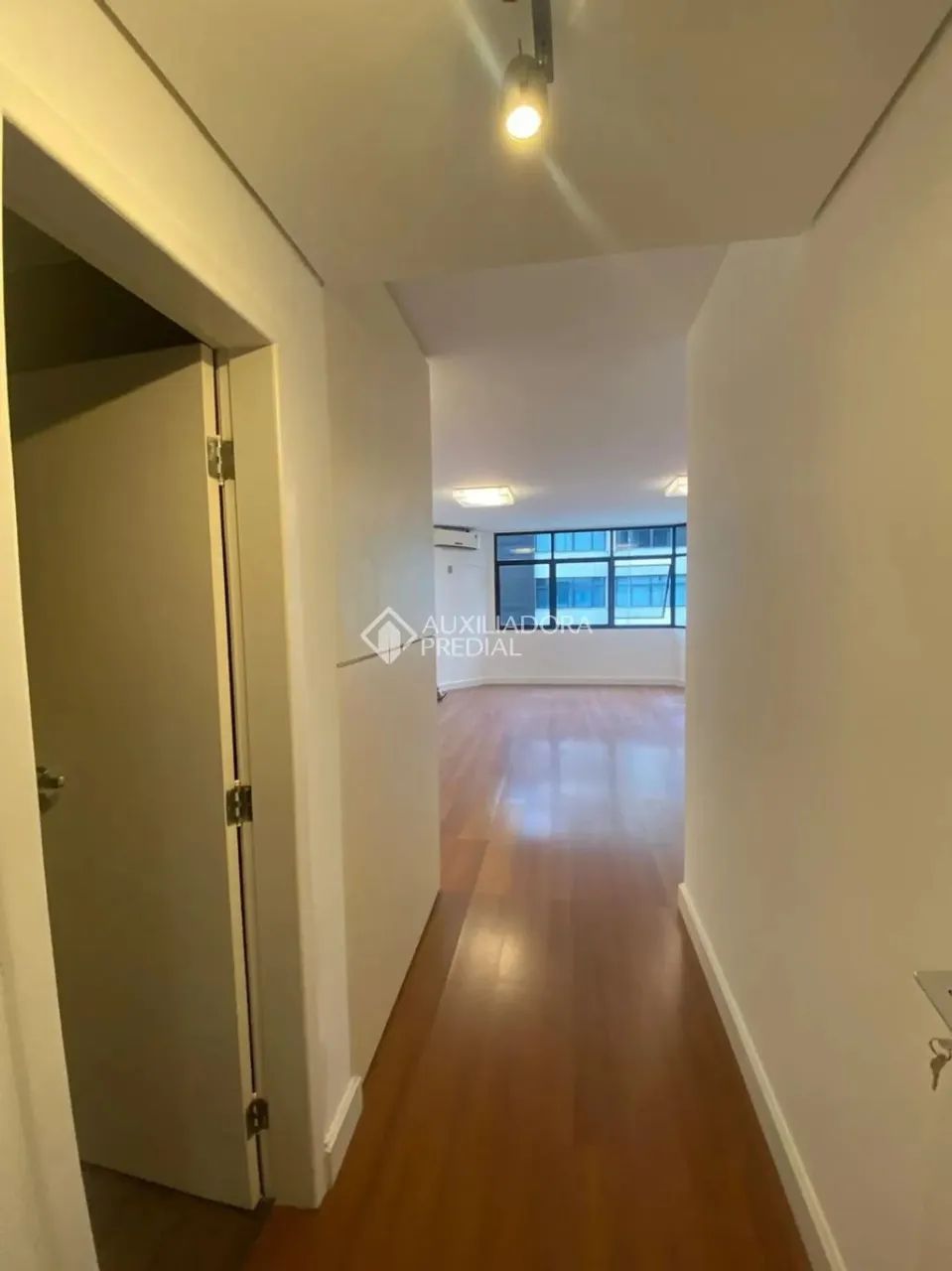 Sala comercial na Avenida Rio Branco. - Foto 8