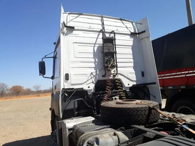 Mercedes Benz Axor 2544 ano 2010 - Foto 4