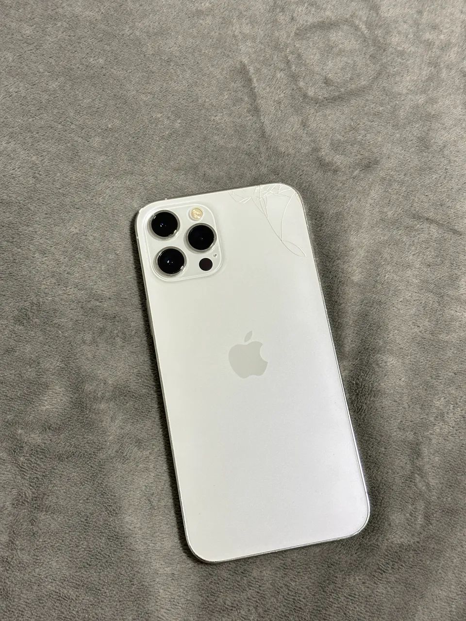 iPhone 12 Pro Max 128gb Branco - Celulares e Smartphones