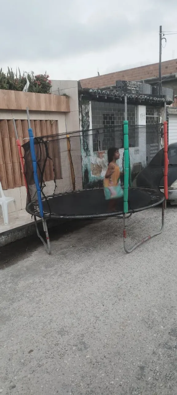 Cama elástica infantil
