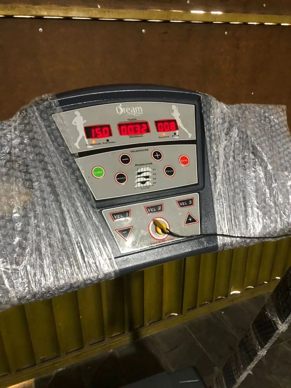Esteira  Dream TD 142 A estado de Nova  - Foto 2