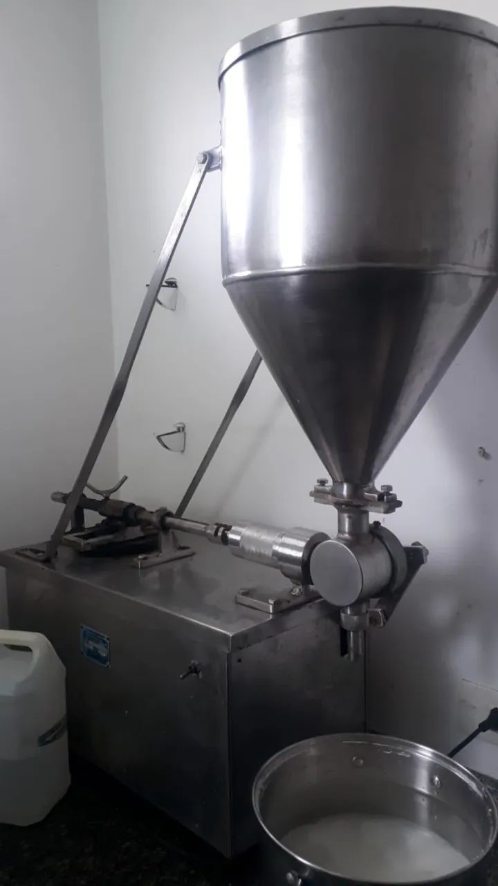Envasadora para Produtos  Cremosos - ERLI