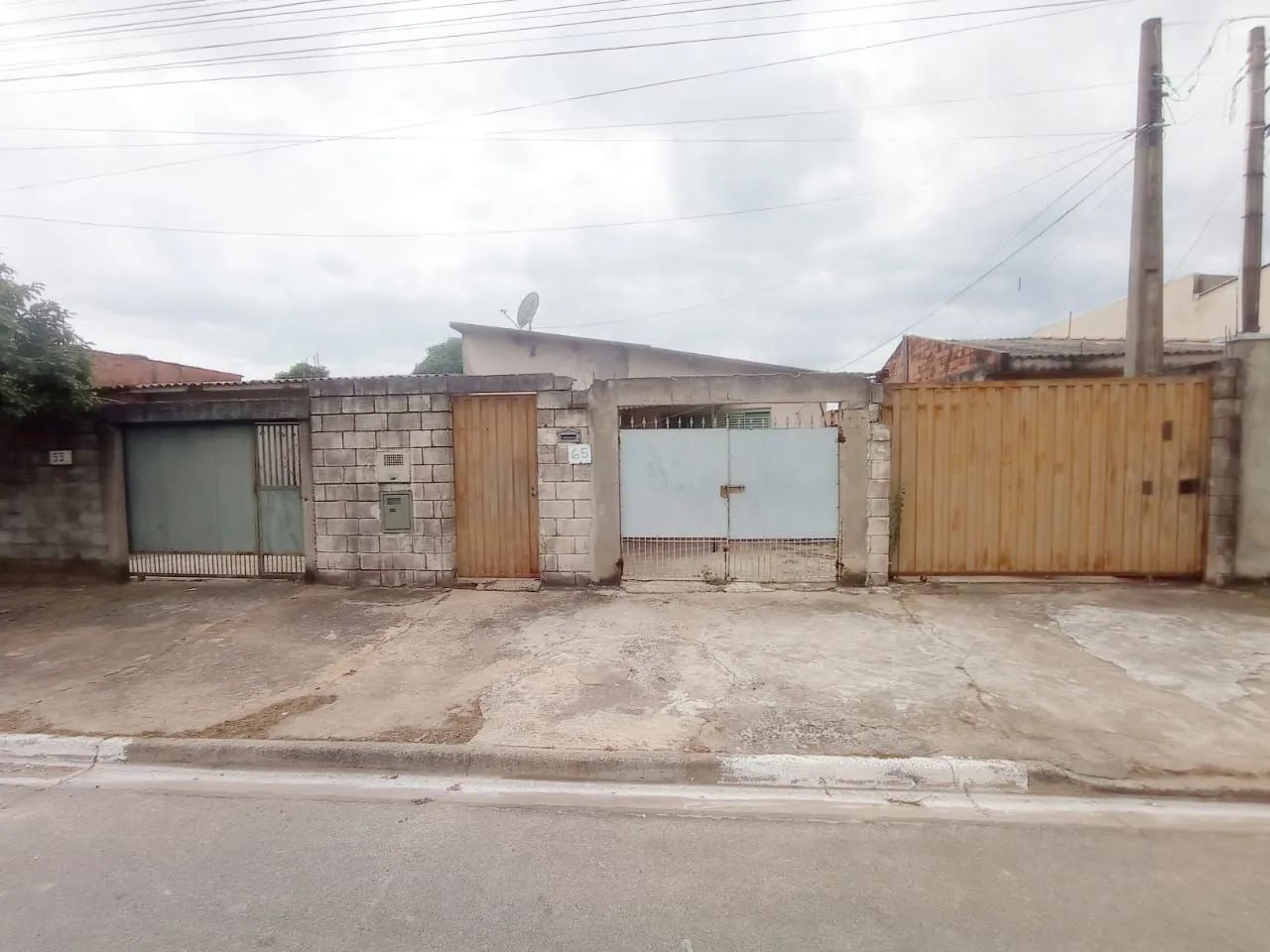 Vendo casa no JD. São Domingos