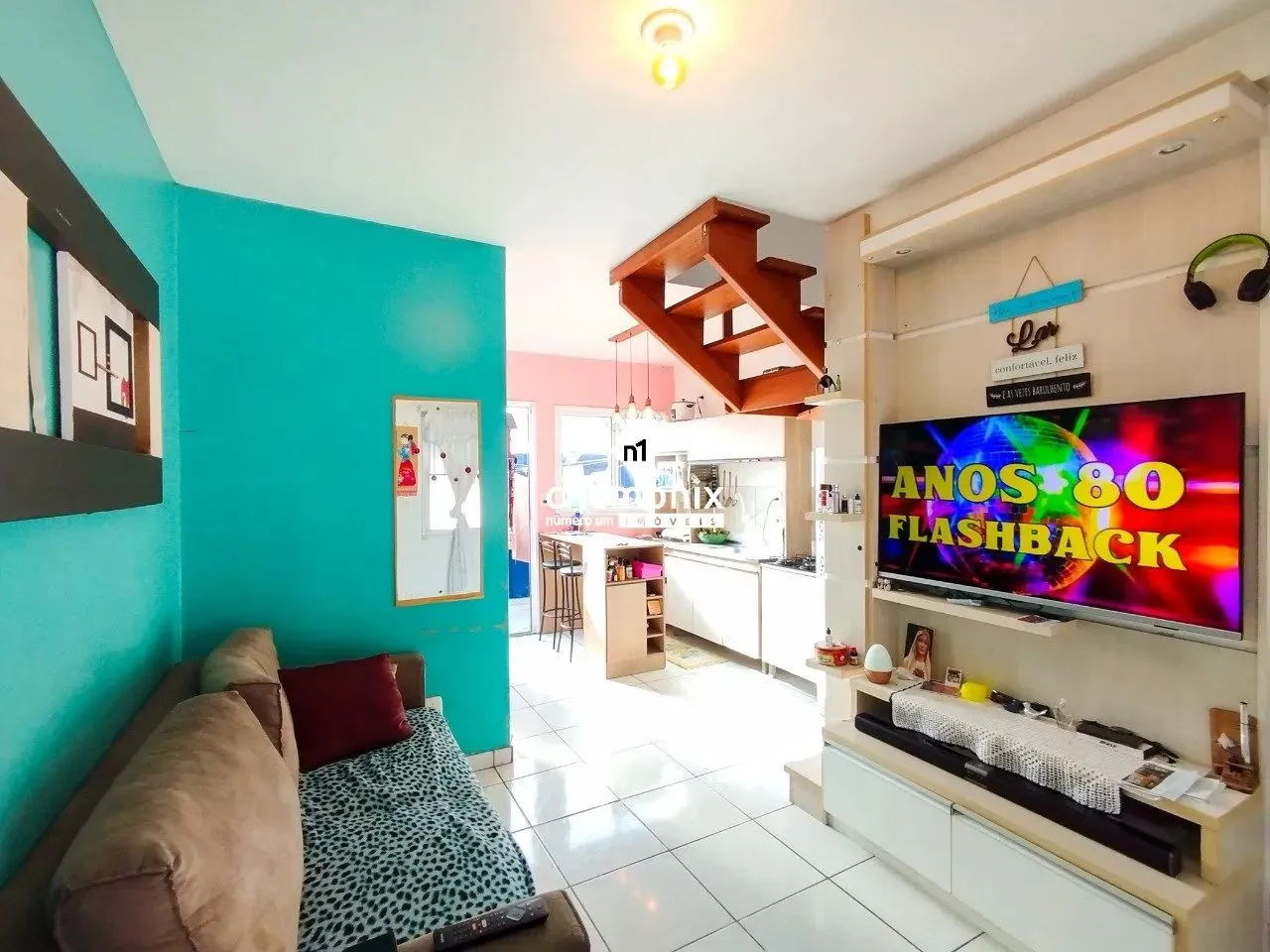 SOBRADO MOBILIADO - DESVIO RIZZO (44m²)