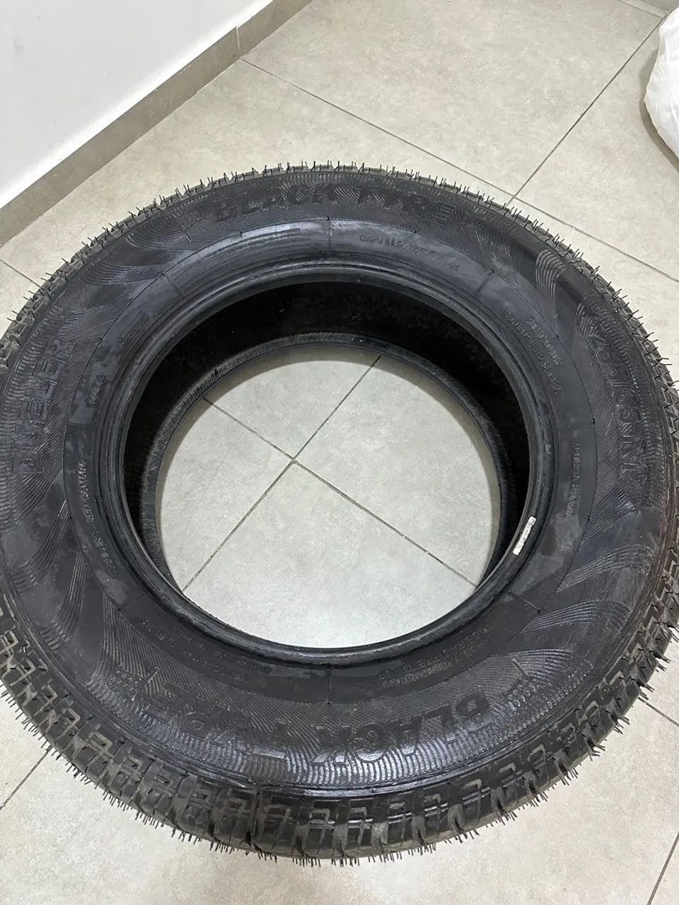 Jogo 4 pneus 225/ 65 R17 novo nunca usado  - Foto 4