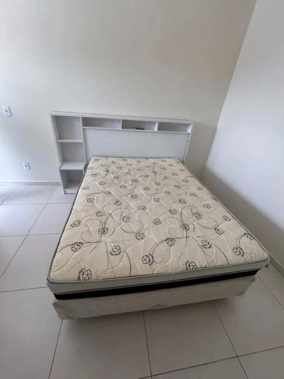 Cama box 64341864263298120