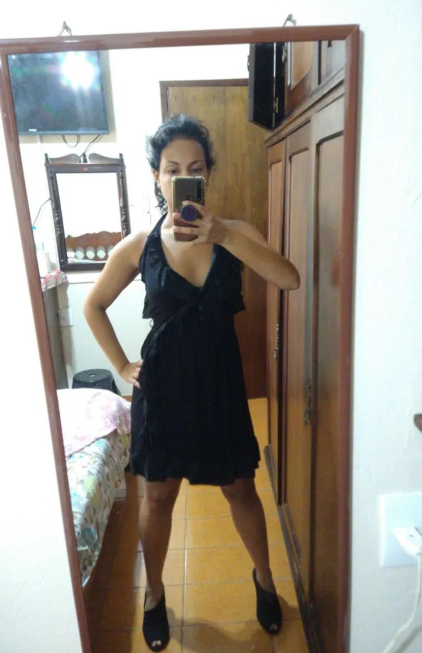 Vestido Ópera Rock Preto M - envelope, decotado e estiloso