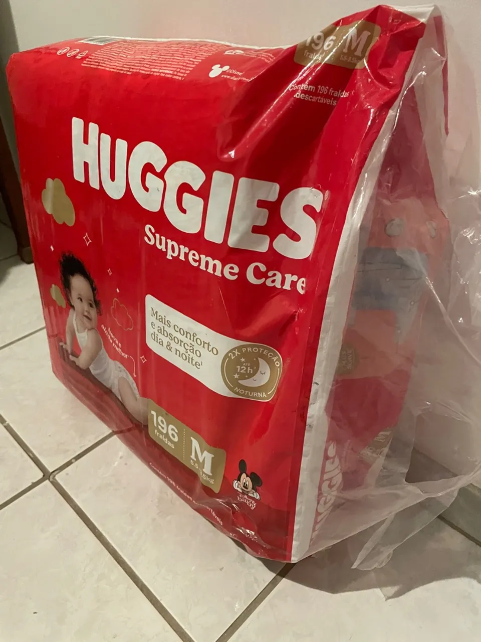 Fraldas Huggies Supreme Care M 196 Unidades