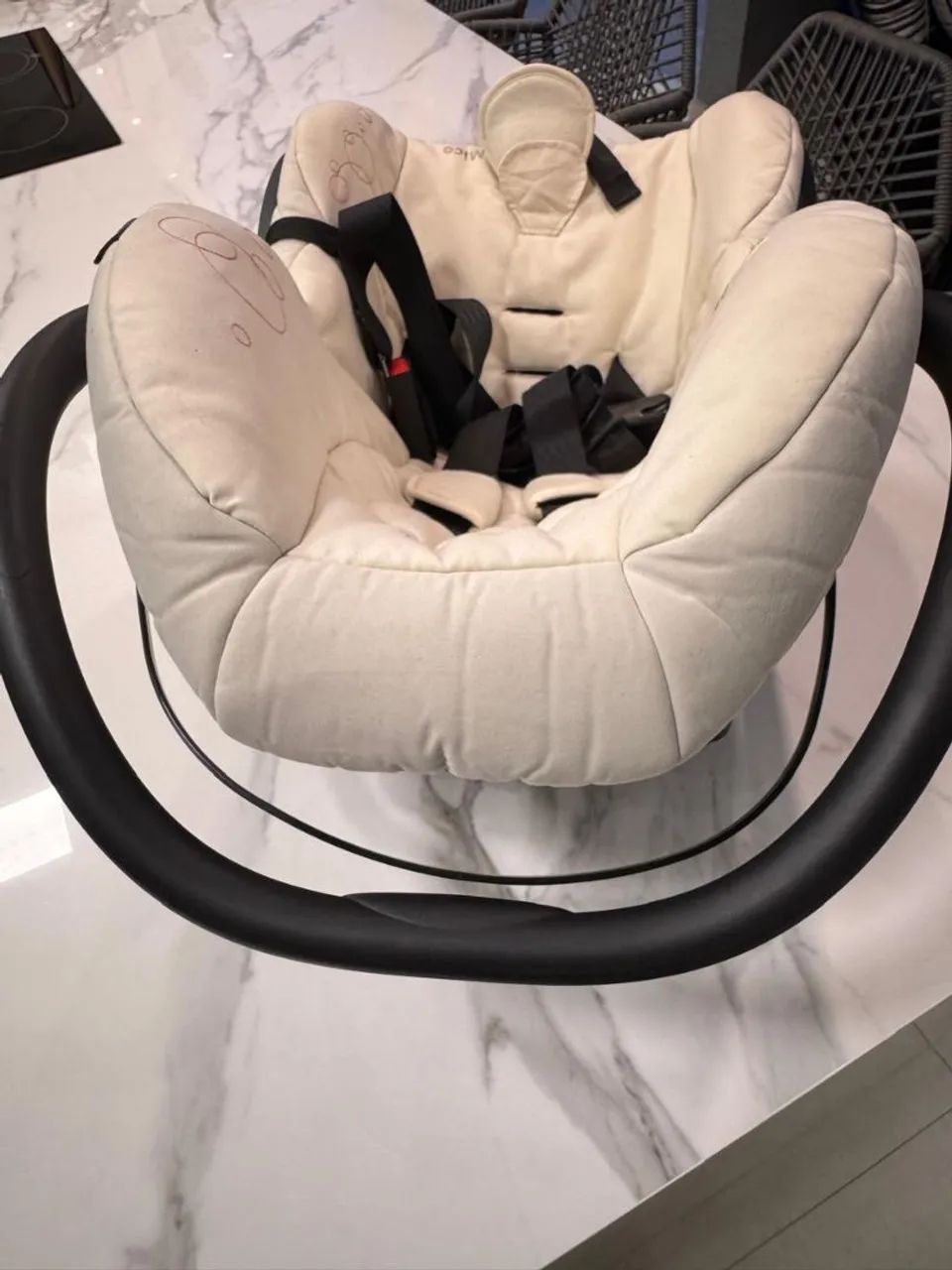 Cadeirinha de bebê conforto Maxi Cosi! Sem guarda sol!! - Foto 5