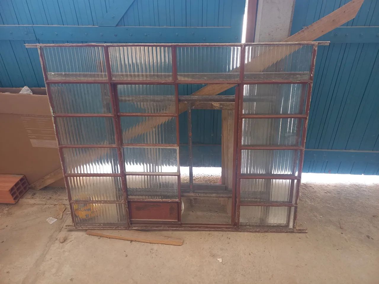 Janela de Vidro Antiga