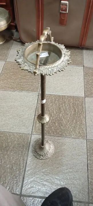 Cinzeiro de Metal Antigo - Foto 5