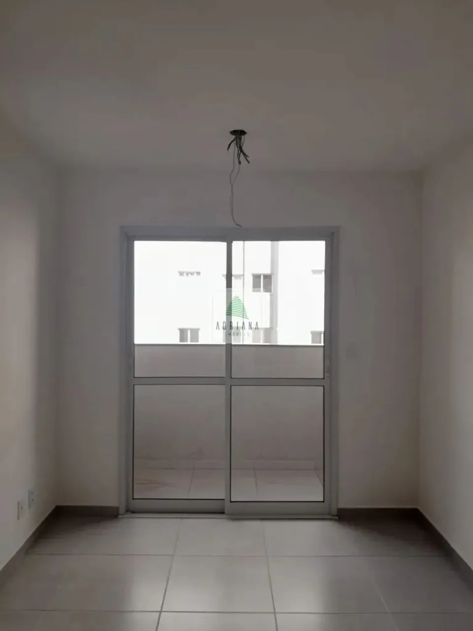 Aluguel Apartamento Condomínio Incluso no Valor 2 Quartos 1 Vaga de Garagem Á