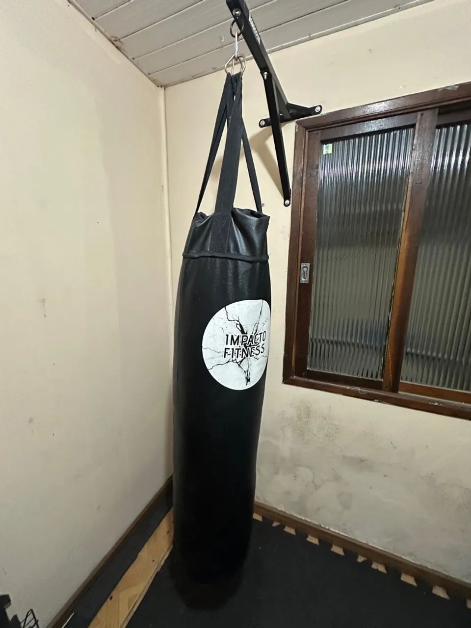 Saco de pancada com suporte - Foto 2