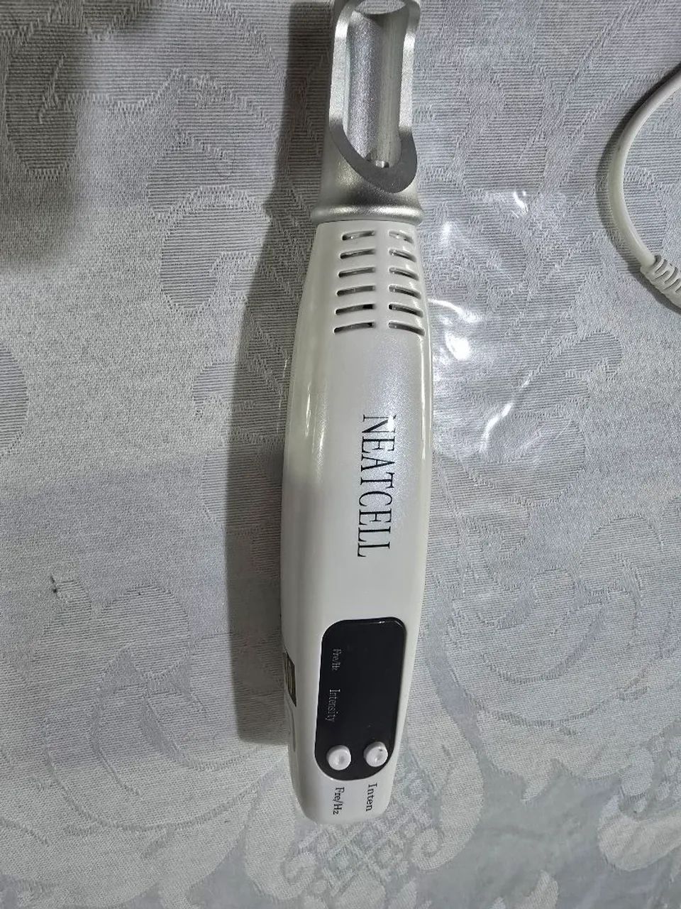 Neatcell Caneta removedora de Tatuagem.