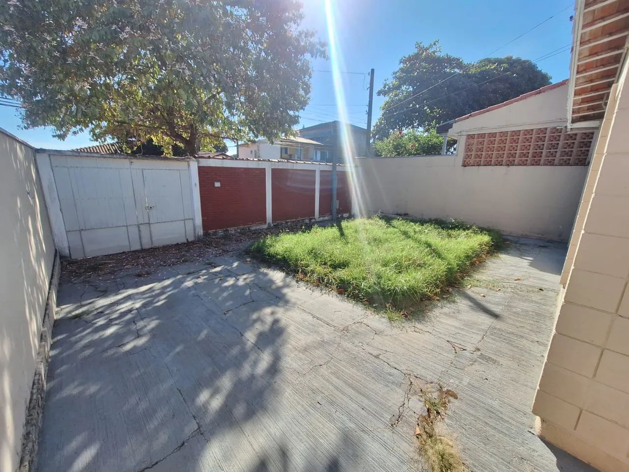 Imóvel para aluguel possui 250 metros quadrados com 4 quartos - Foto 2