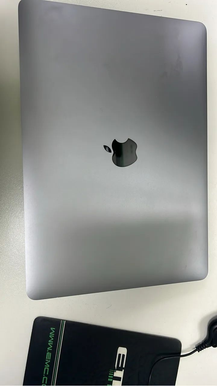 MacBook Air 2020 8b 256HD