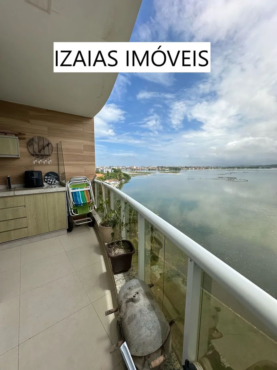 COD 216: APARTAMENTO COM VISTA PARA A LAGOA DE SAQUAREMA.