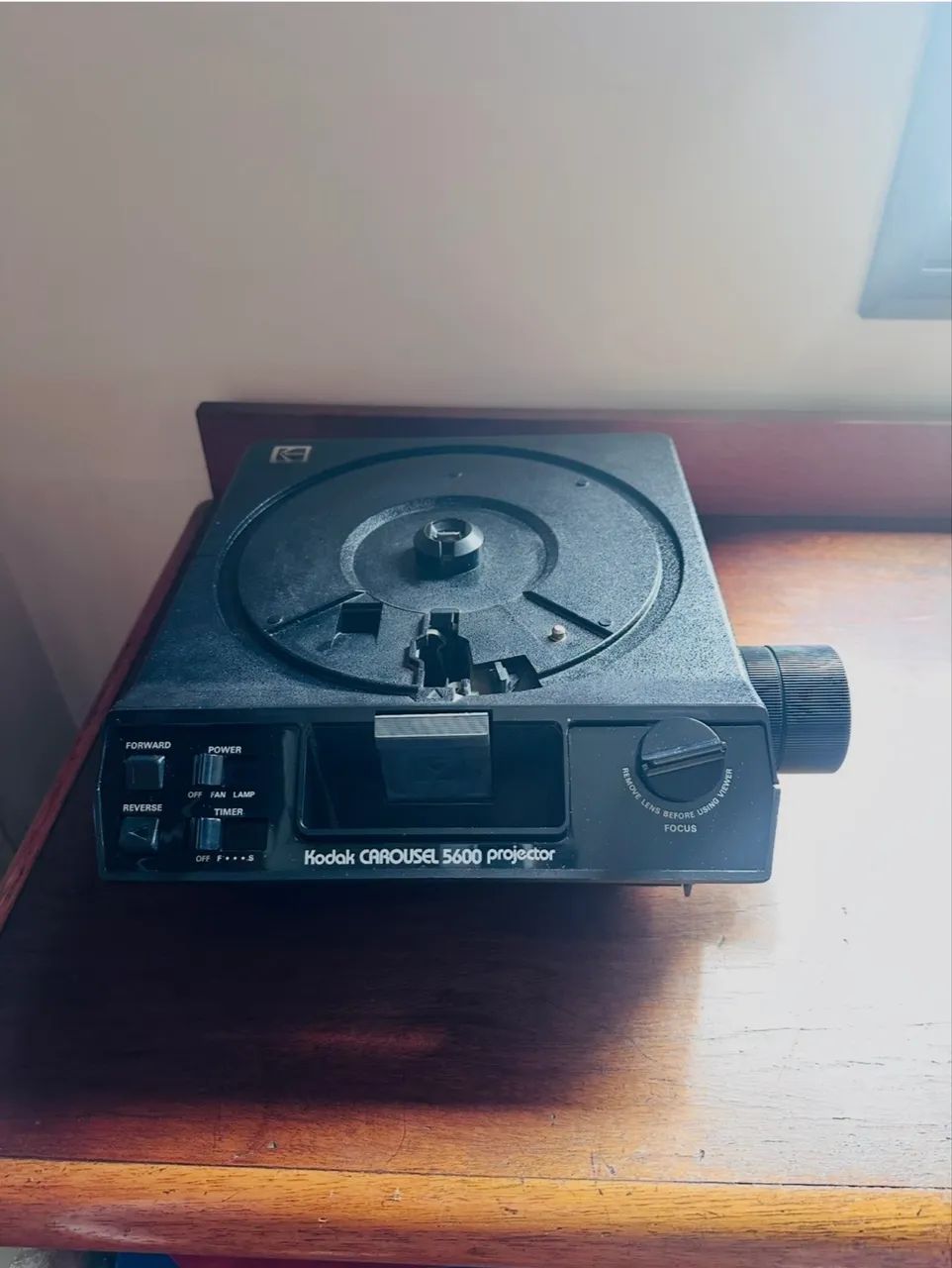 Projetor Kodak Caroussel 5600 - Foto 3