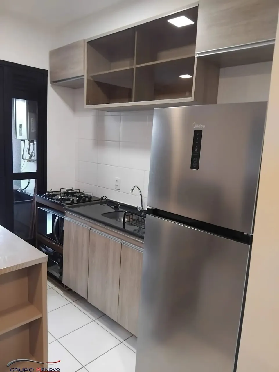 Apto residencial (Mobiliado) - Locação - Jd. Umarizal/ Campo Limpo, S.P. - 42m², 2 dormitó