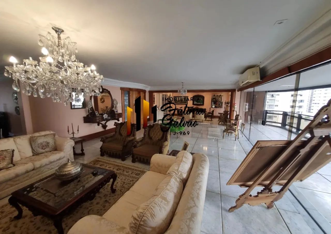 Vendo Amplo Apartamento na José Malcher